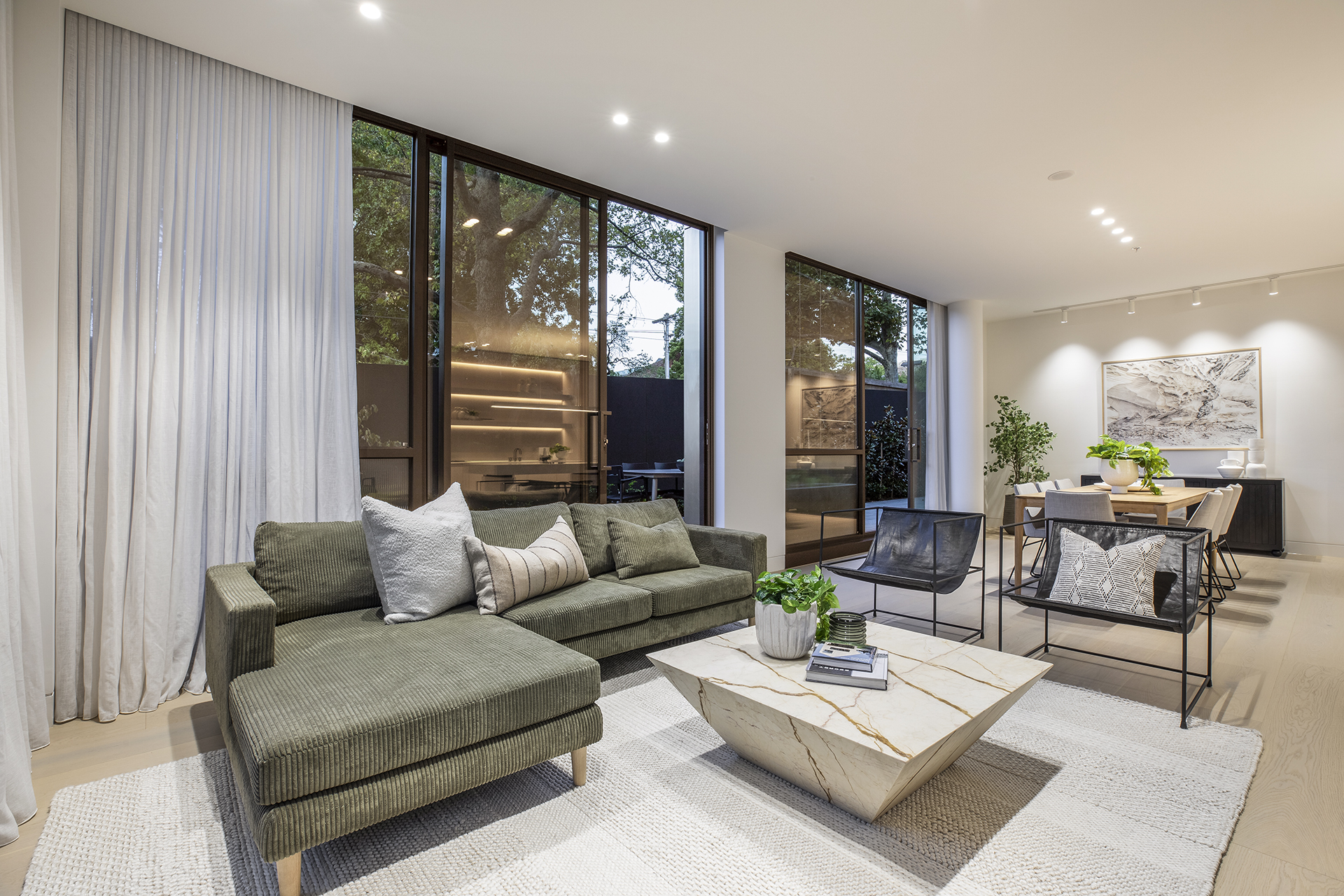 G01 / 1 Stanhope Court, South Yarra Castran Gilbert